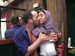 A felnőtteknek odaad ...