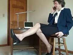 Részeg lány úgy dönt ...