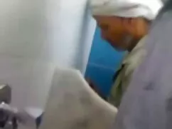 Aslan dolgozik a cég ...