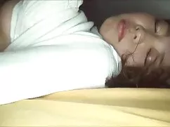 Gyenge test fekete e ...
